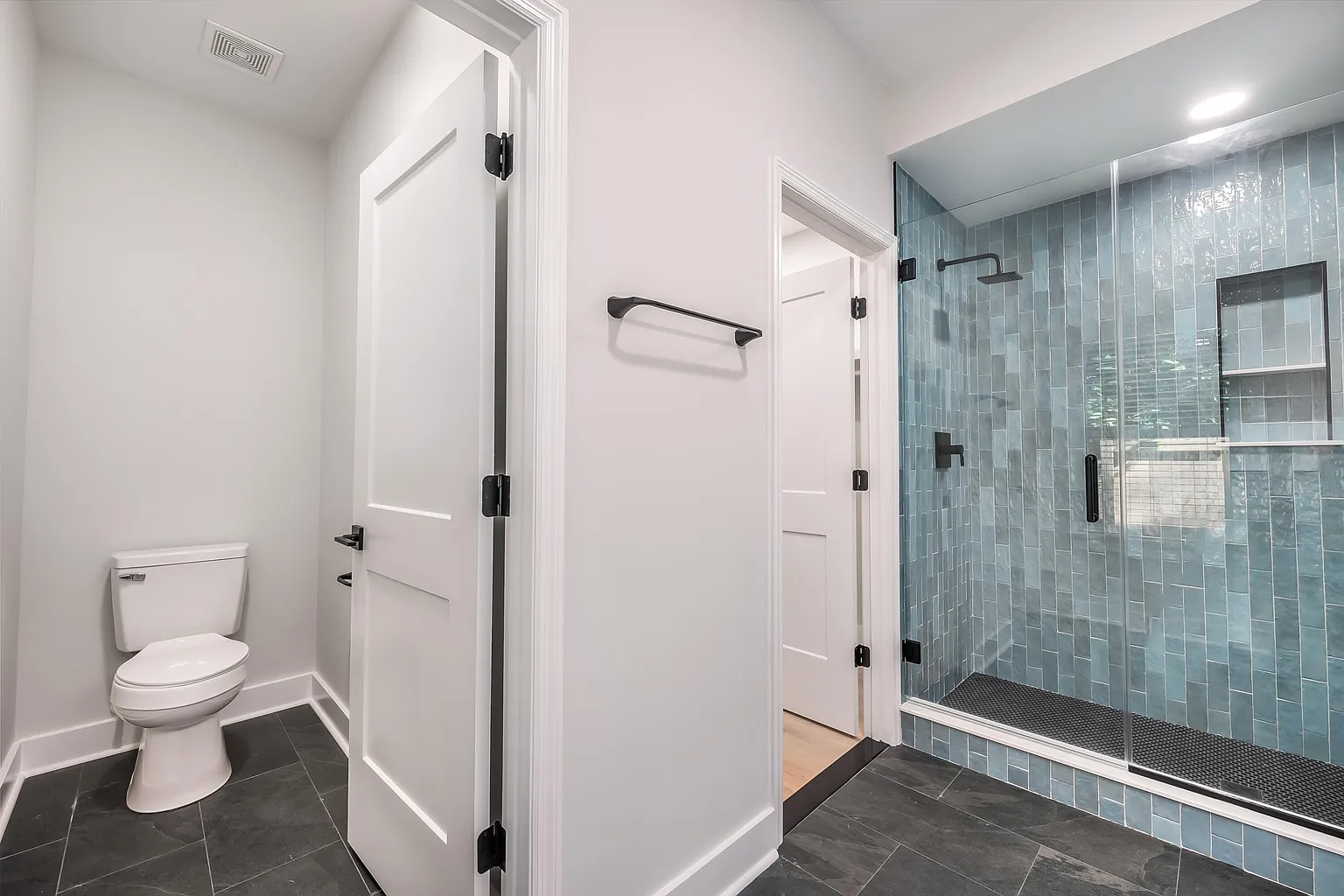 1937 Clement Avenue finish